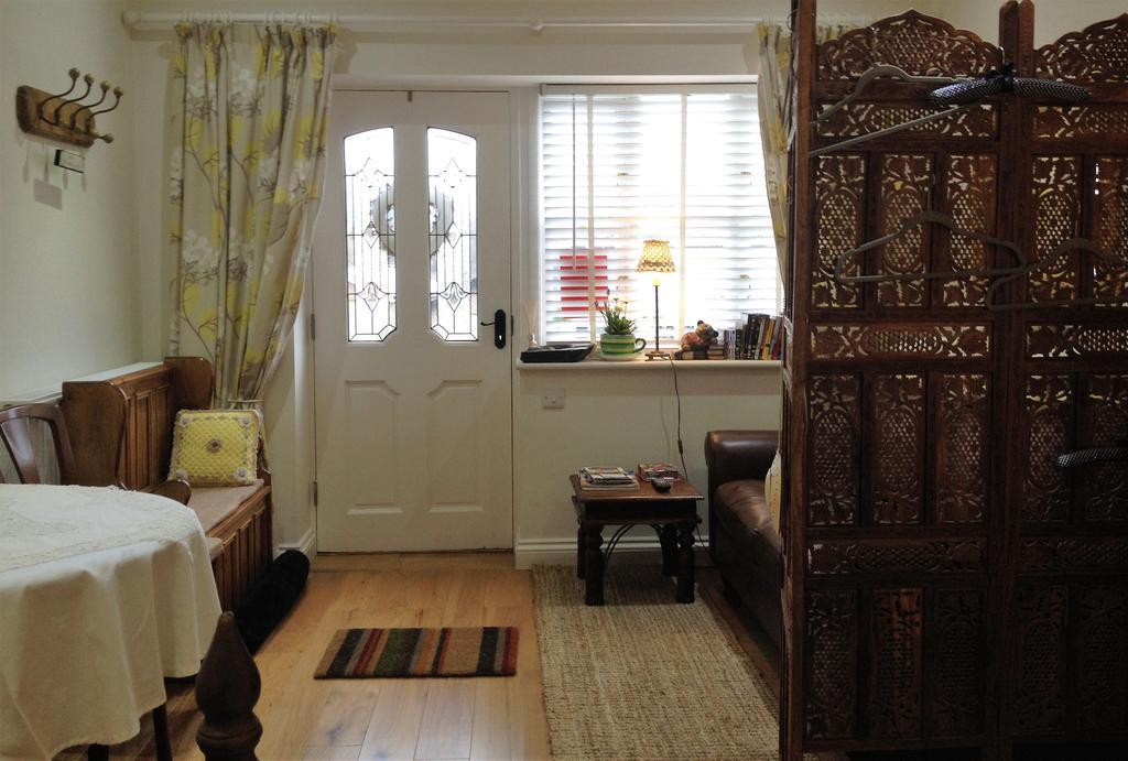 Snowdonia Snug - Studio Style Accommodation Dolgellau Eksteriør billede